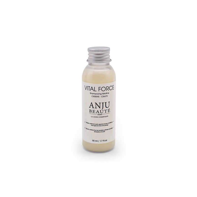Shampoo Vital Force Klippmaskiner för katter It cleans the coat deeply