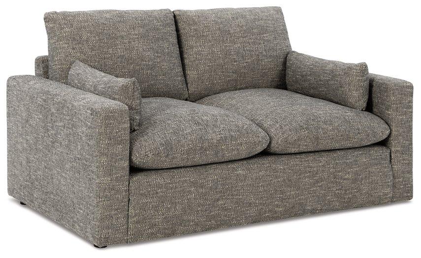 Stunning Loveseat for a Dramatic Interior