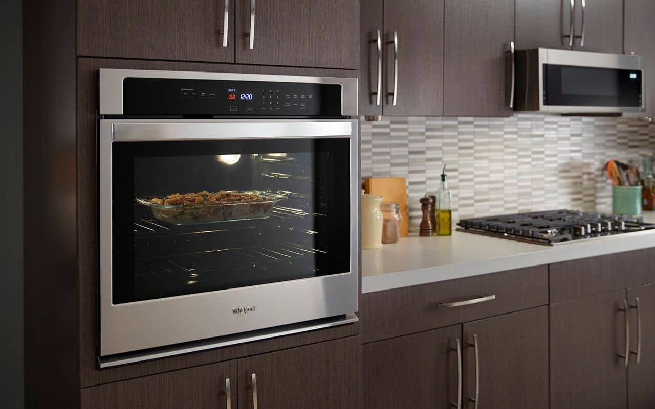 Whirlpool - 1.1 Cu. Ft. Low Profile Over-the-Range Microwave Hood Combination - Stainless steel - WML55011HS