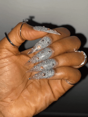How to Use Loose Glitter on Nails – Illuminati by Jheanelle Corine