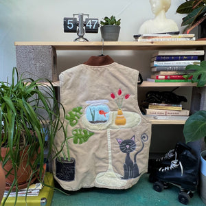 The whole house! Carhartt vest(medium) - Magg's Rags 