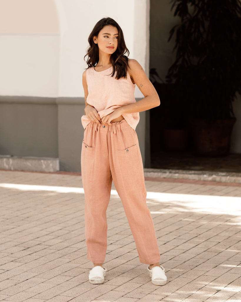 What Top to Wear with Linen Pants?