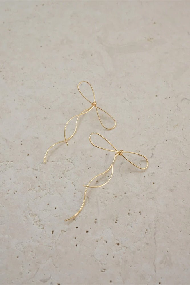 Fine Bow Earrings - Gold