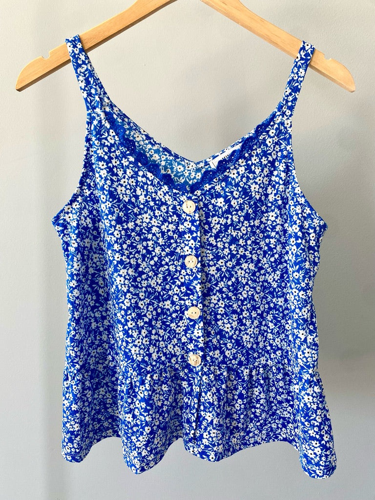 Tops – A Little Bird Boutique