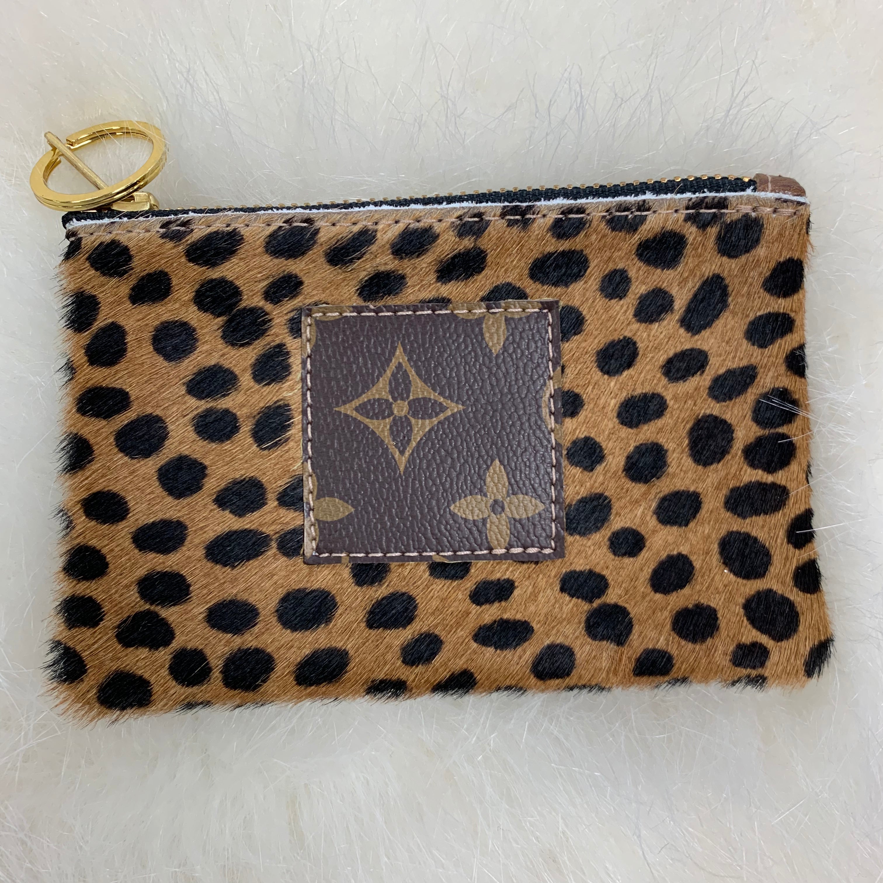 Refurbished Louis Vuitton Cowhide Keychain Wallet – A Little Bird Boutique