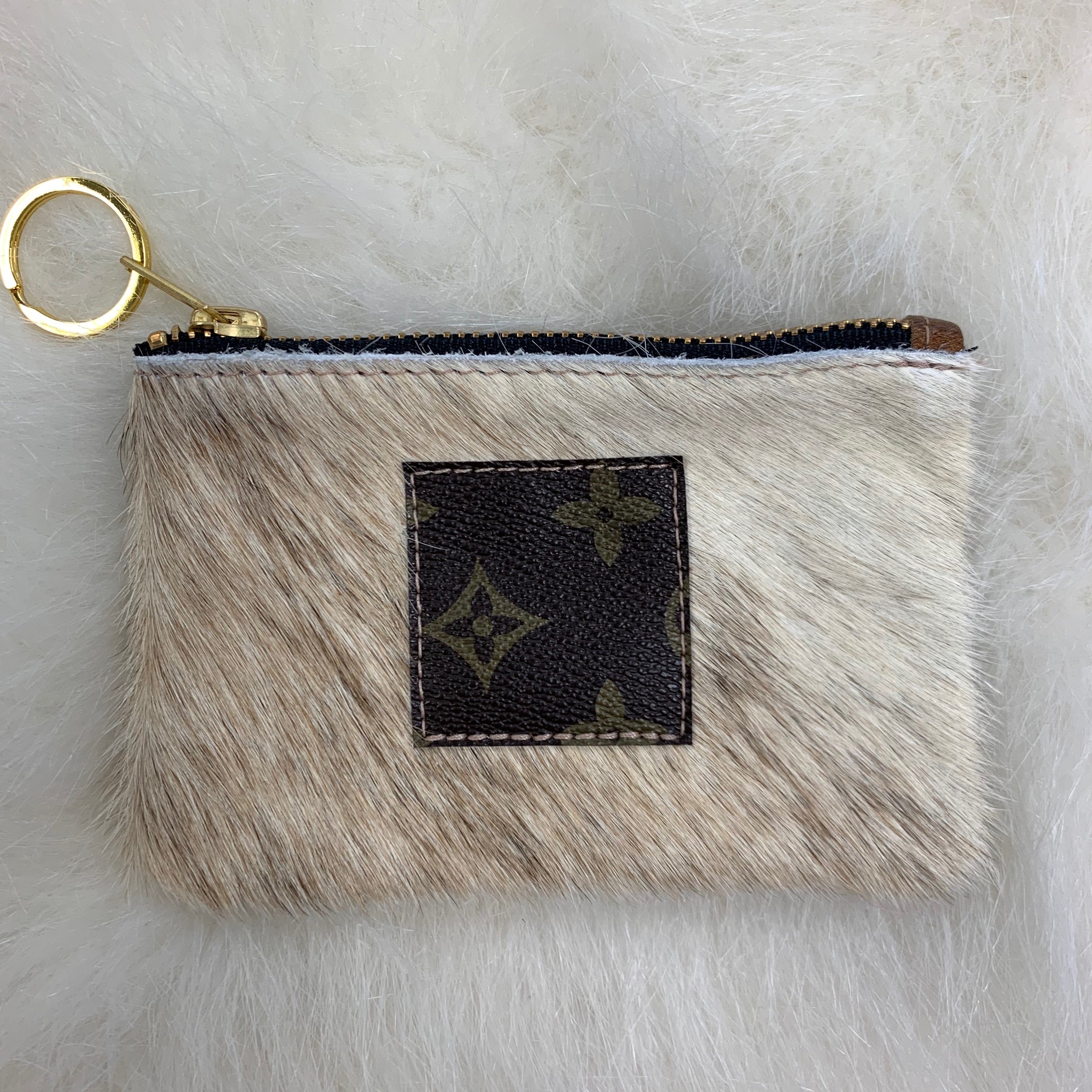 Refurbished Louis Vuitton Cowhide Keychain Wallet – A Little Bird Boutique