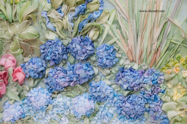 Making Hydrangeas with Silk Ribbon by Di van Niekerk