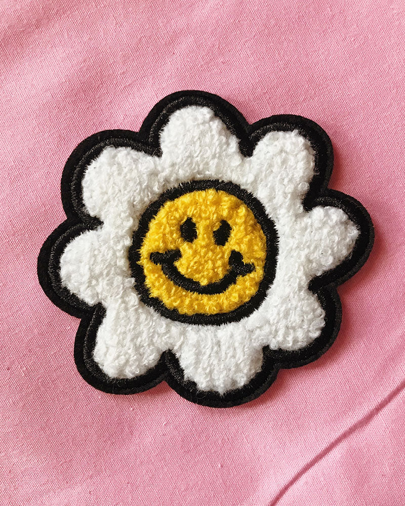 Happy Daisy Flower Chenille Patch – Strange Ways