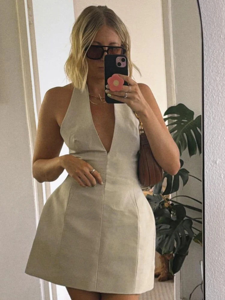 Stylish V-Neck Backless Mini Dress for Summer - Image 4