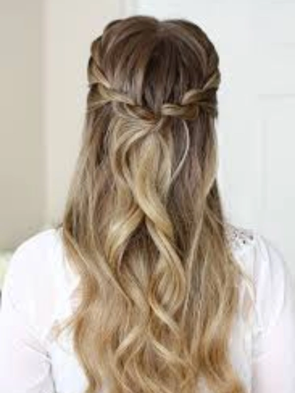 The half-up rope braid