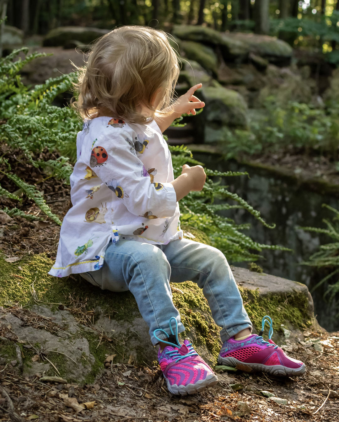 SAGUARO Calzado Descalzos Niños Zapatillas de Trail Niñas Transpirables  Minimalistas Zapatos de Deporte Antideslizantes Fitness Correr en Asfalto  Barefoot Zapatillas Senderismo Exterior Azul 24 EU : .es: Moda