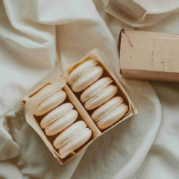 vanilla macaron packaging ideas