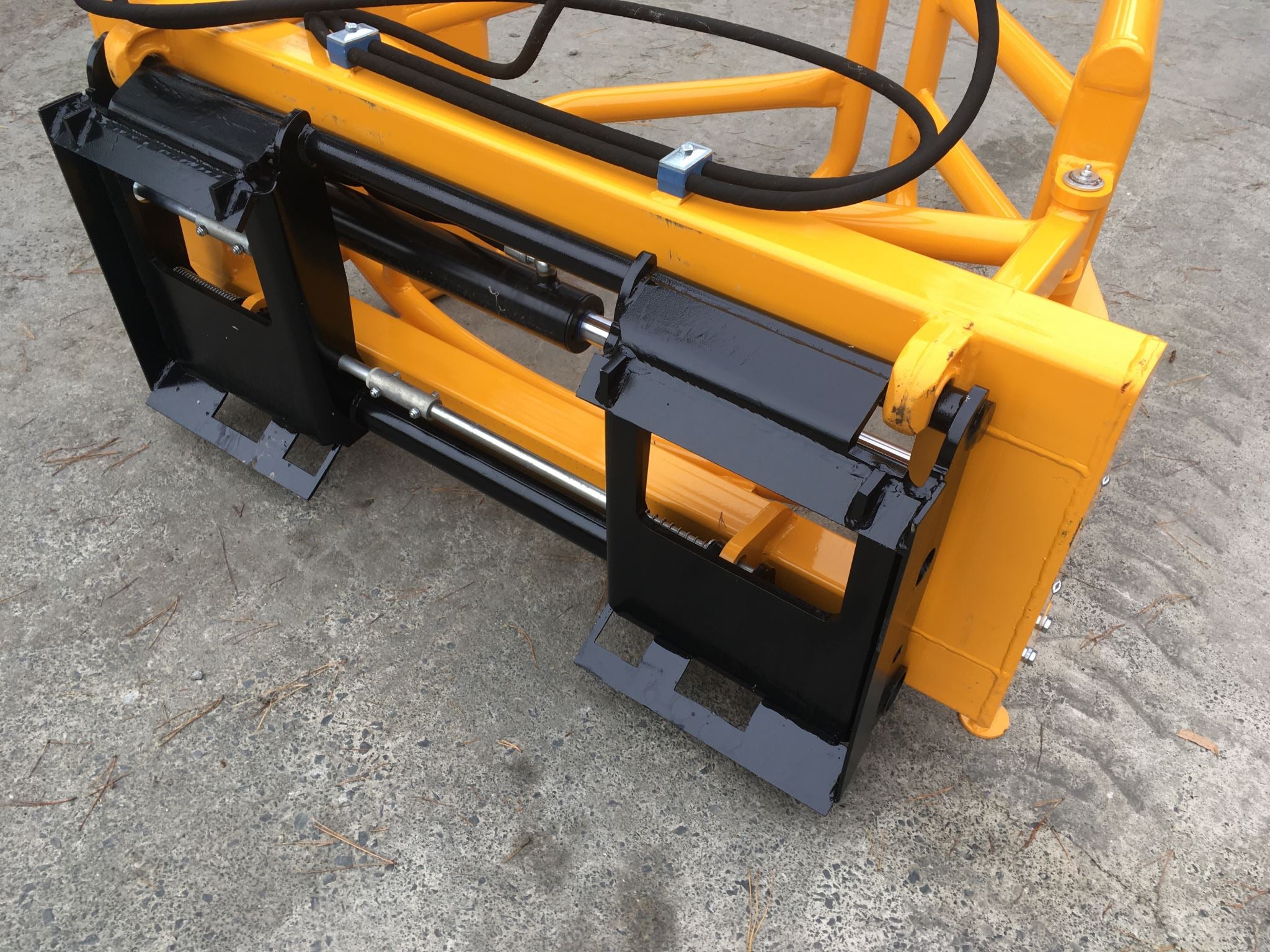 Skidsteer To Euro Hitch Adaptor Implements Direct