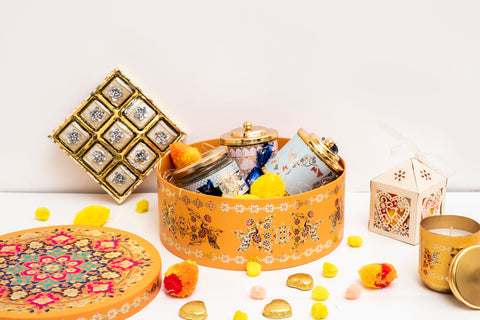 Top 10 Unique Navratri Gift Ideas for friends and family - GiftHona