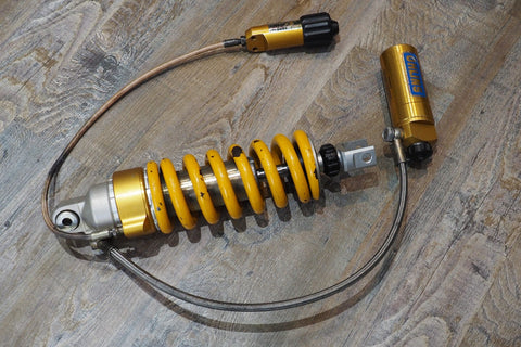 With a fresh hose and a service kit, still readily available, this 34-year-old Öhlins shock has years of riding ahead.