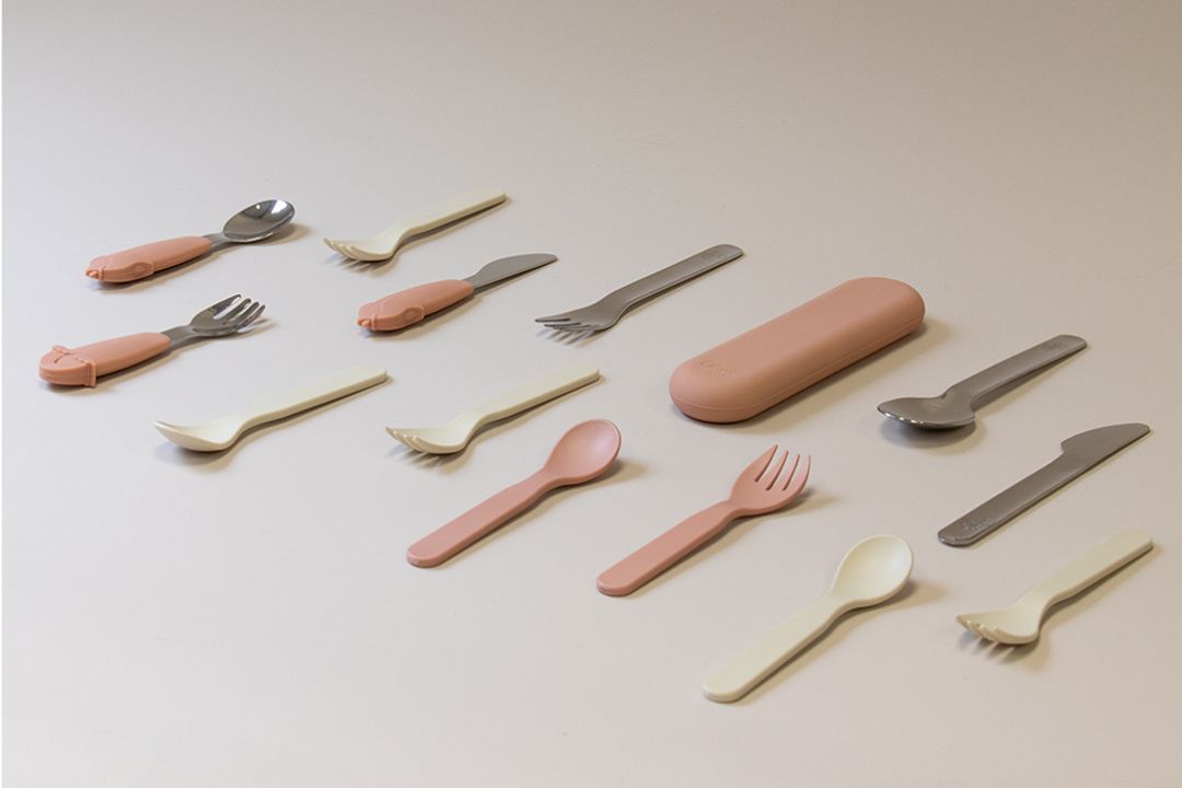 Reusable cutlery sets