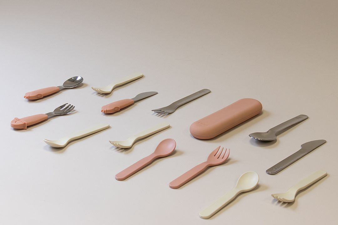 Cutlery sets for children