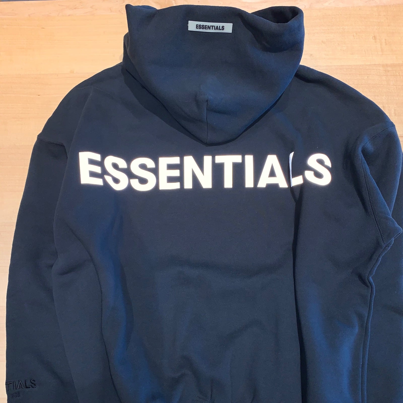 fear of god 19aw essentials パーカー