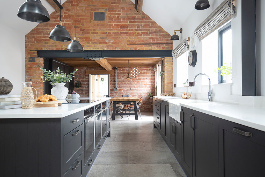 Best grey tumbled effect porcelain kitchen flooring trends