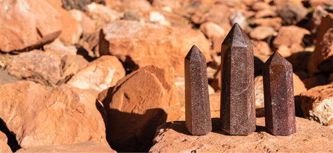 garnet crystal points in Sedona Arizona