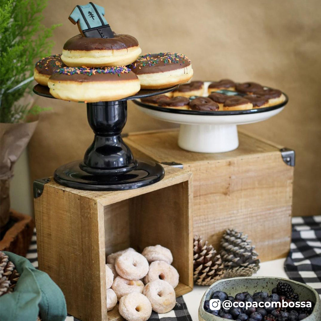 Black cake stand - 9 x 5 inches