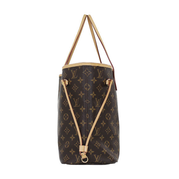 Louis Vuitton White And Blue Damier Azur Coated Canvas Neverfull GM Gold  Hardware, 2021-2022 Available For Immediate Sale At Sotheby's