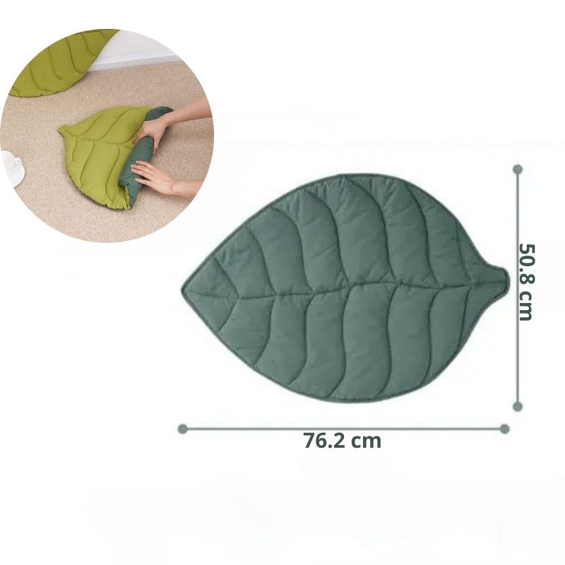 Description et dimensions du coussin chat en forme de feuille d'arbre verte double-face.