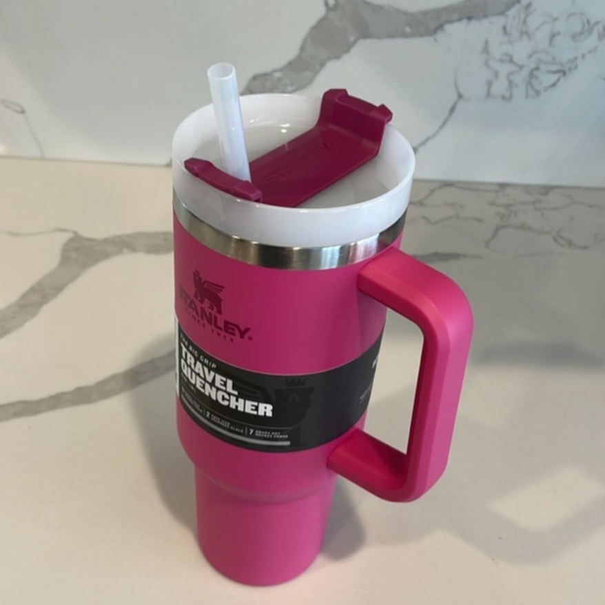 https://cdn.shopify.com/s/files/1/0642/5087/2040/files/pink_stanley_cup.png?v=1689314147