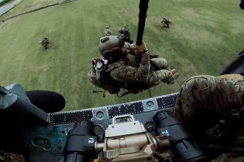 U.S. Special Forces fast rope