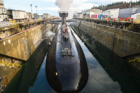 how deep can a navy submarine go docked