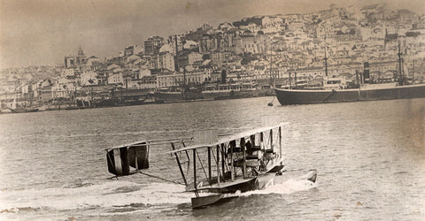 1919 Curtiss NC-4 biplane landing in ocean