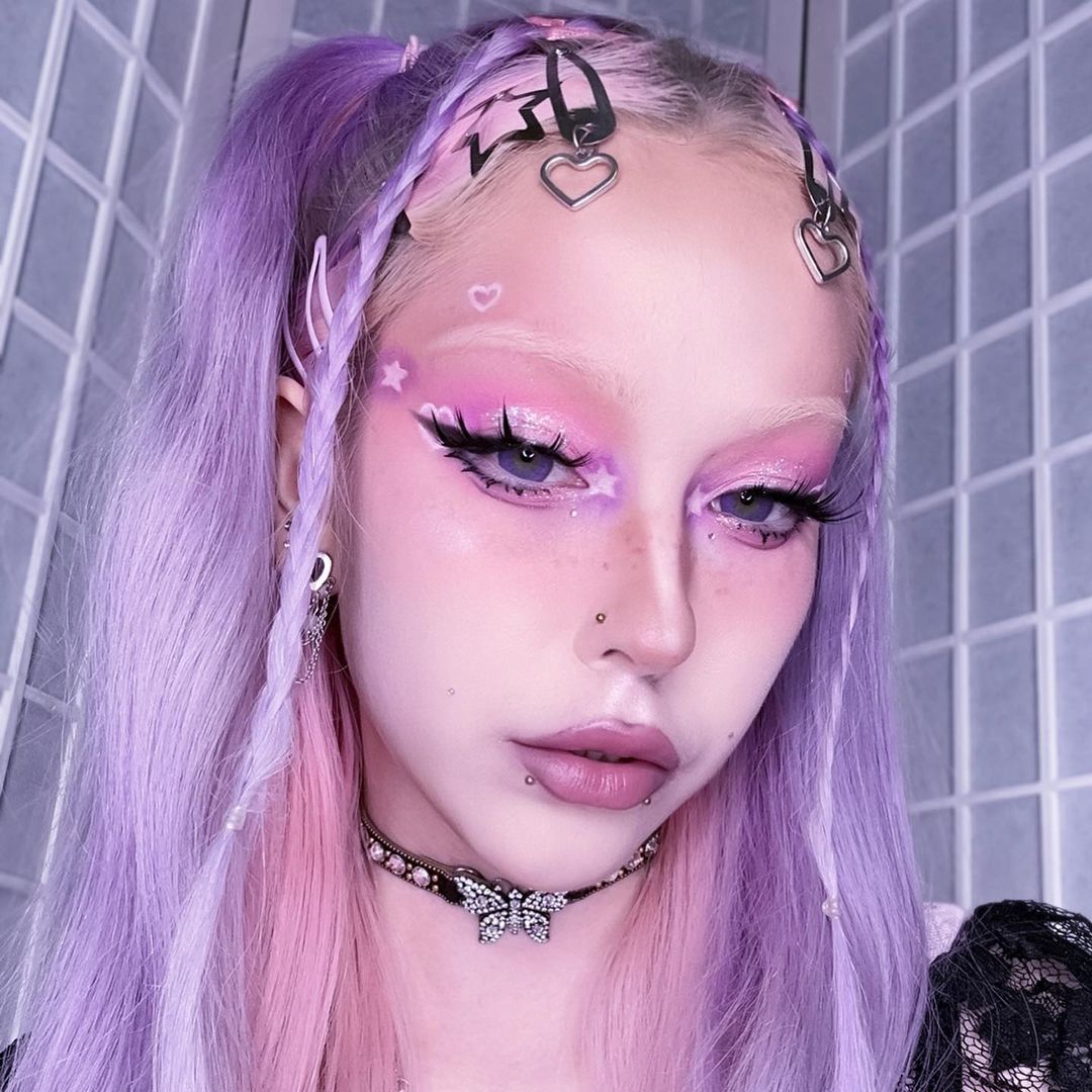 Makeup Magic Grunge Meets Pastels