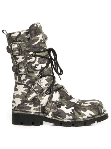 Rugged Camouflage Lace-Up Combat Boots - Military Style.