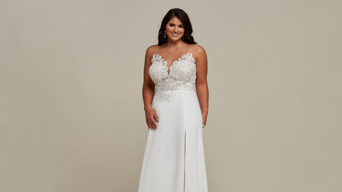 How to Choose a Plus-Size Wedding Dress - Avery Austin