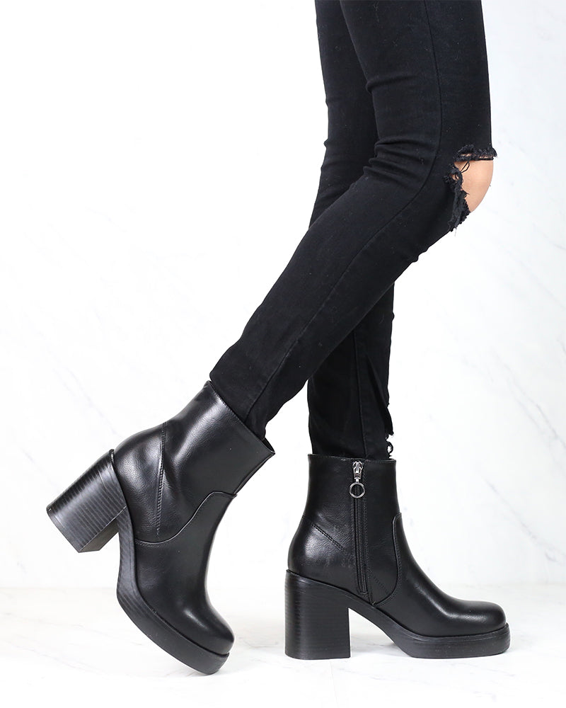 ankle boots chunky