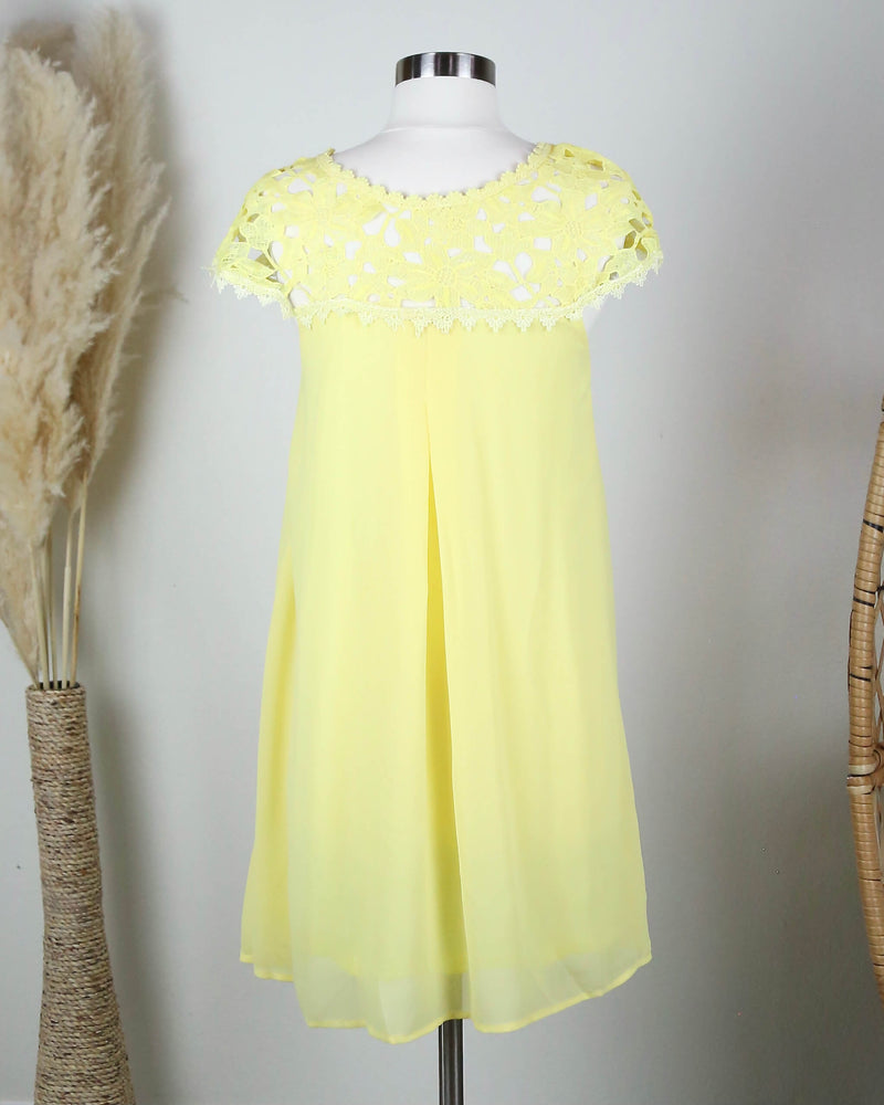 Floral Crochet Lace Cap Sleeve Summer Dress in More Colors – Shop Hearts