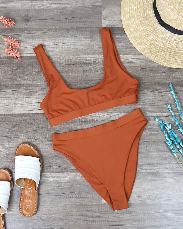 Dippin' Daisy's Sporty Swim Top + Banded High Waist High Cut