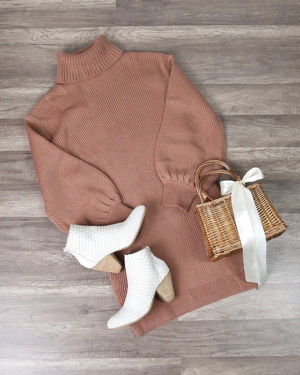 Flowy Swing Knit Turtleneck Mini Dress in Taupe – Shop Hearts