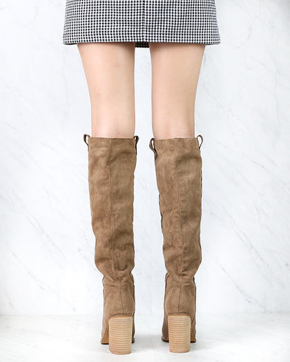 Saint slouch sales boot camel