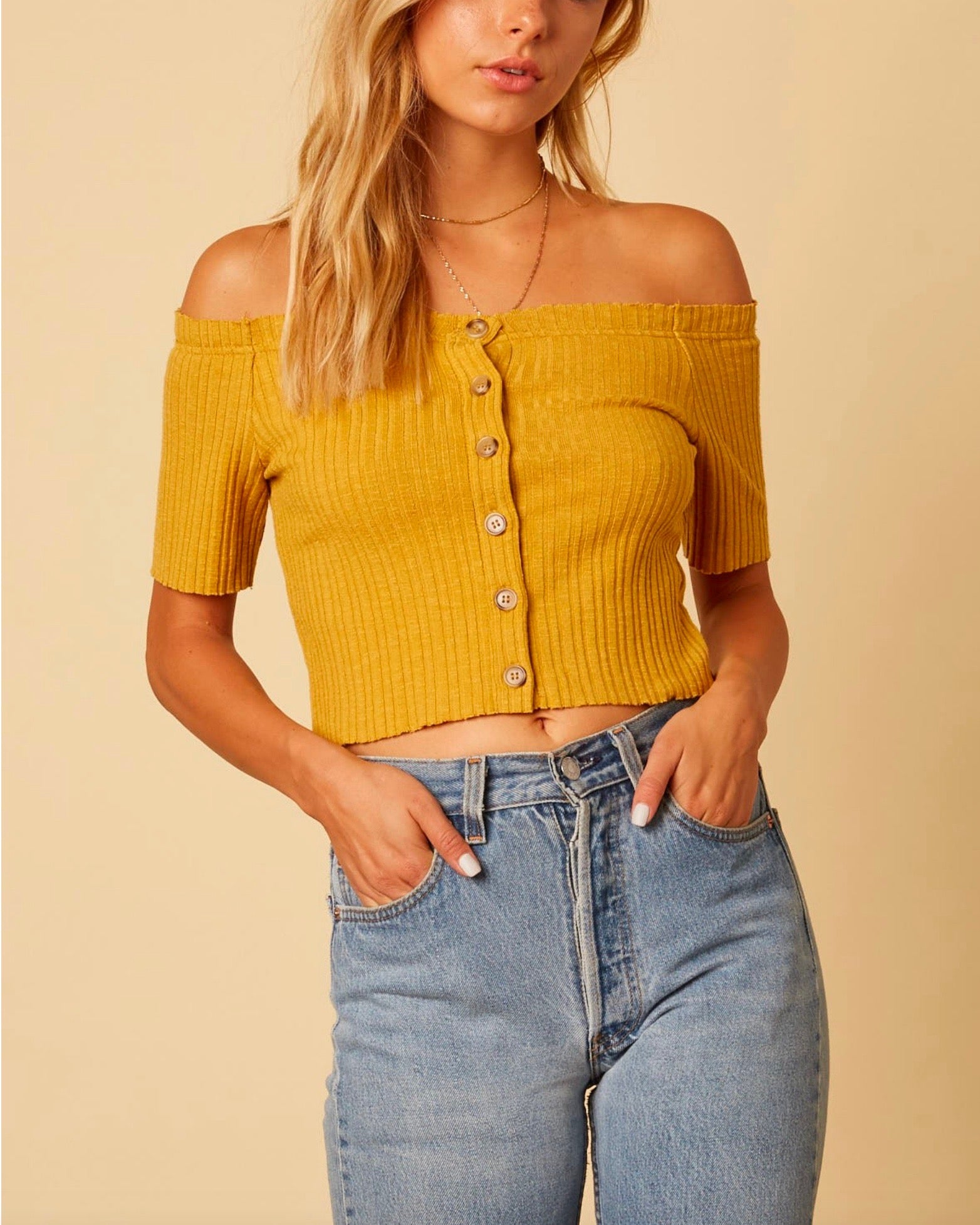 mustard yellow crop top outfit