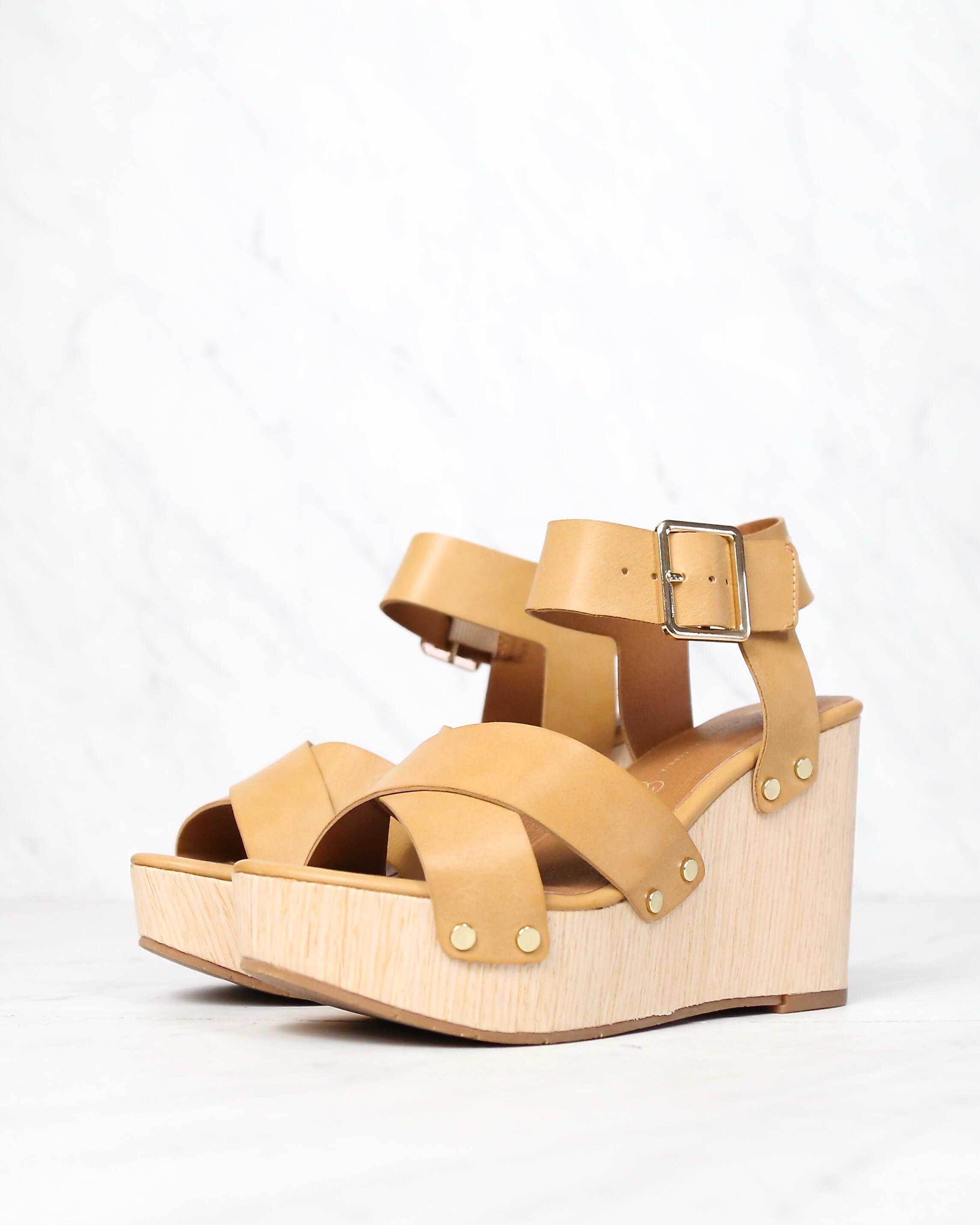 bc footwear wedges