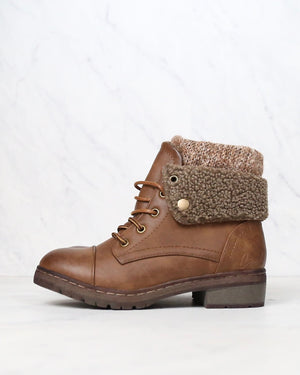 boots sweater cuff