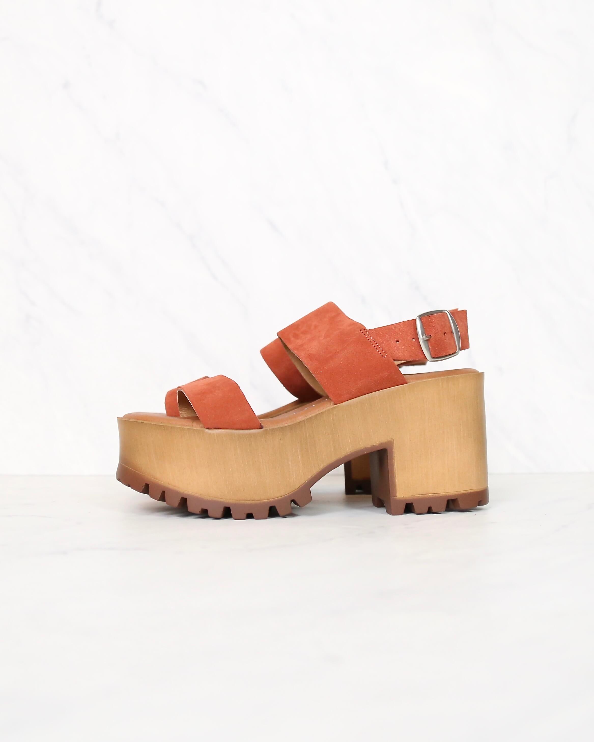 musse and cloud platform sandals