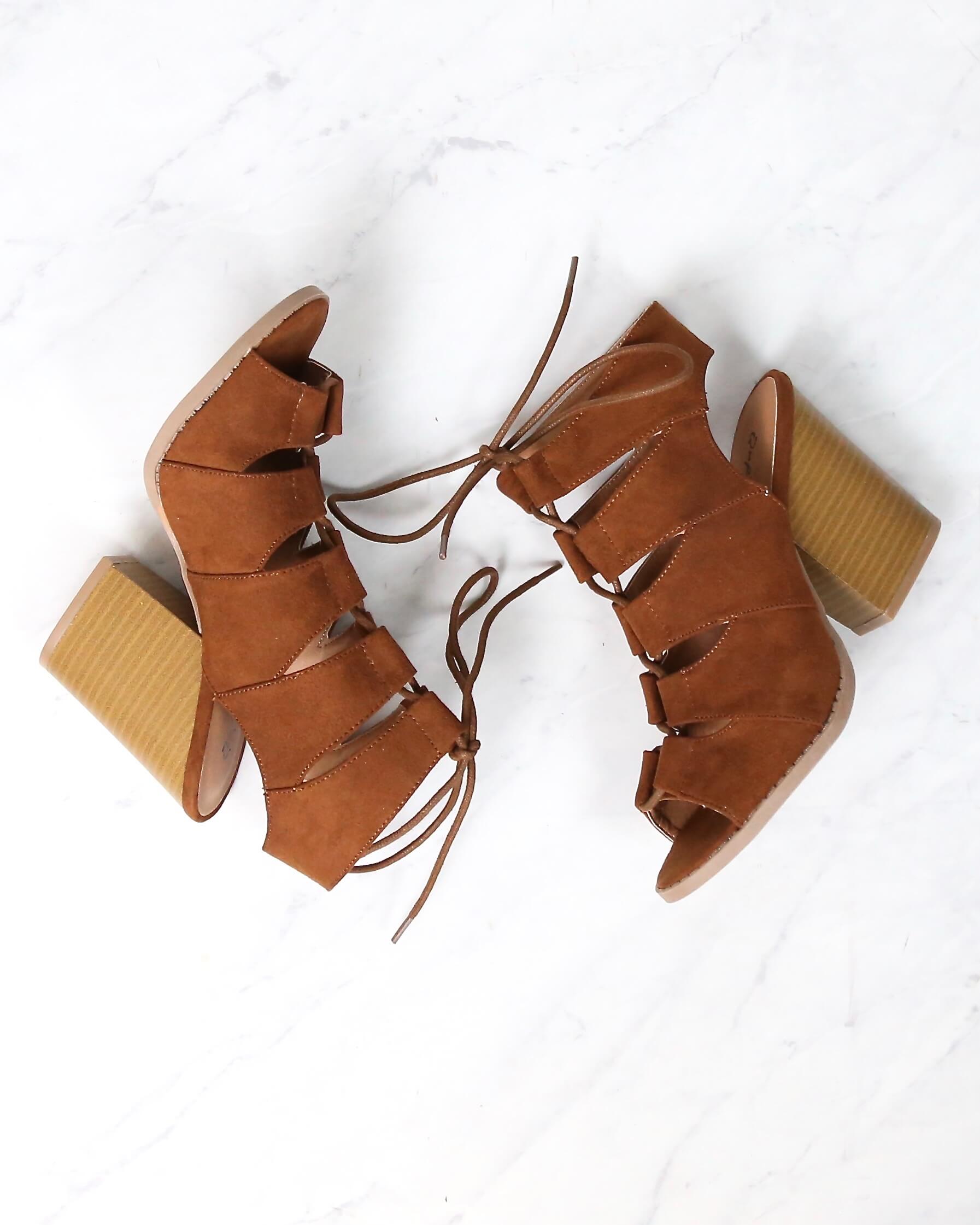 summer nights cut out laced up block heel sandals qupid barnes-01a ...