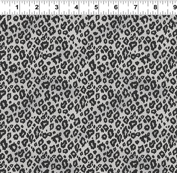 Cheetah Animal Print Fabric by Robert Kaufman - modeS4u