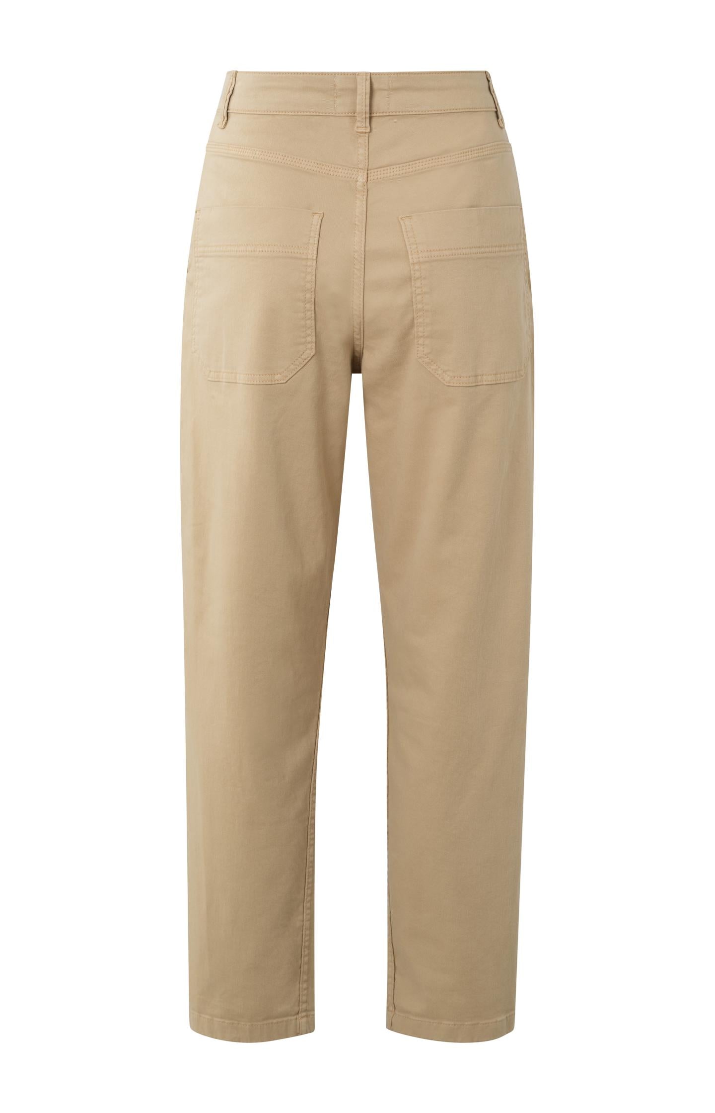 Cargo trousers with pockets and a zip fly in loose fit