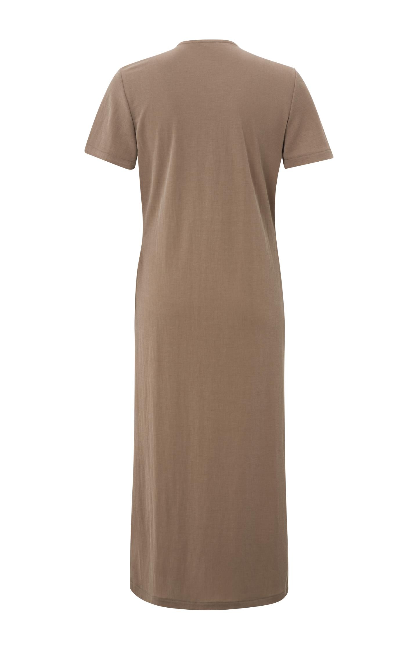 Faux wrap dress with V-neck, short sleeves an waist detail