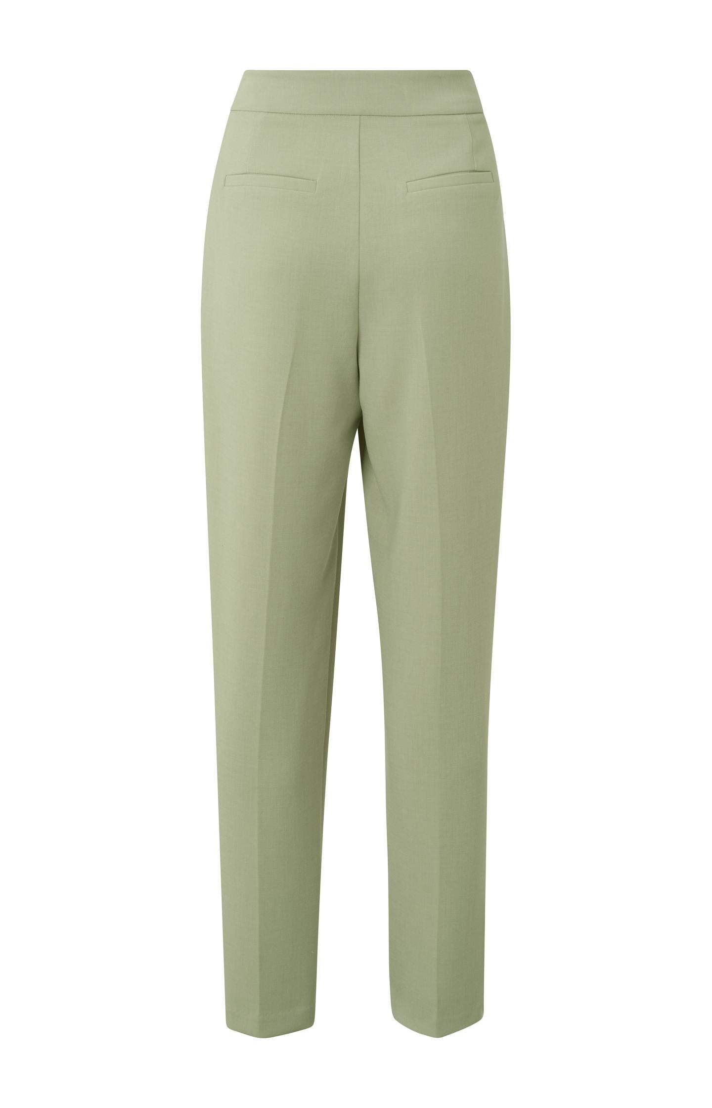 High waist trousers with pleated details and side pockets