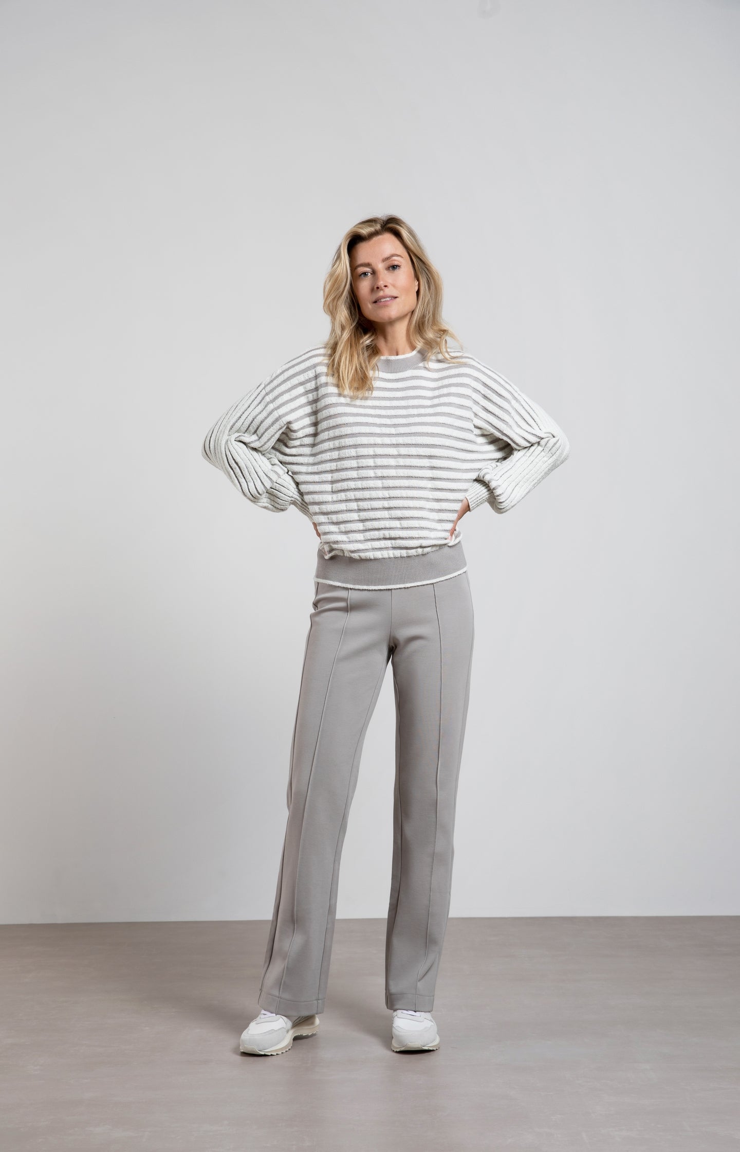 Striped sweater with crewneck, long sleeves and frayed seams - Type: lookbook