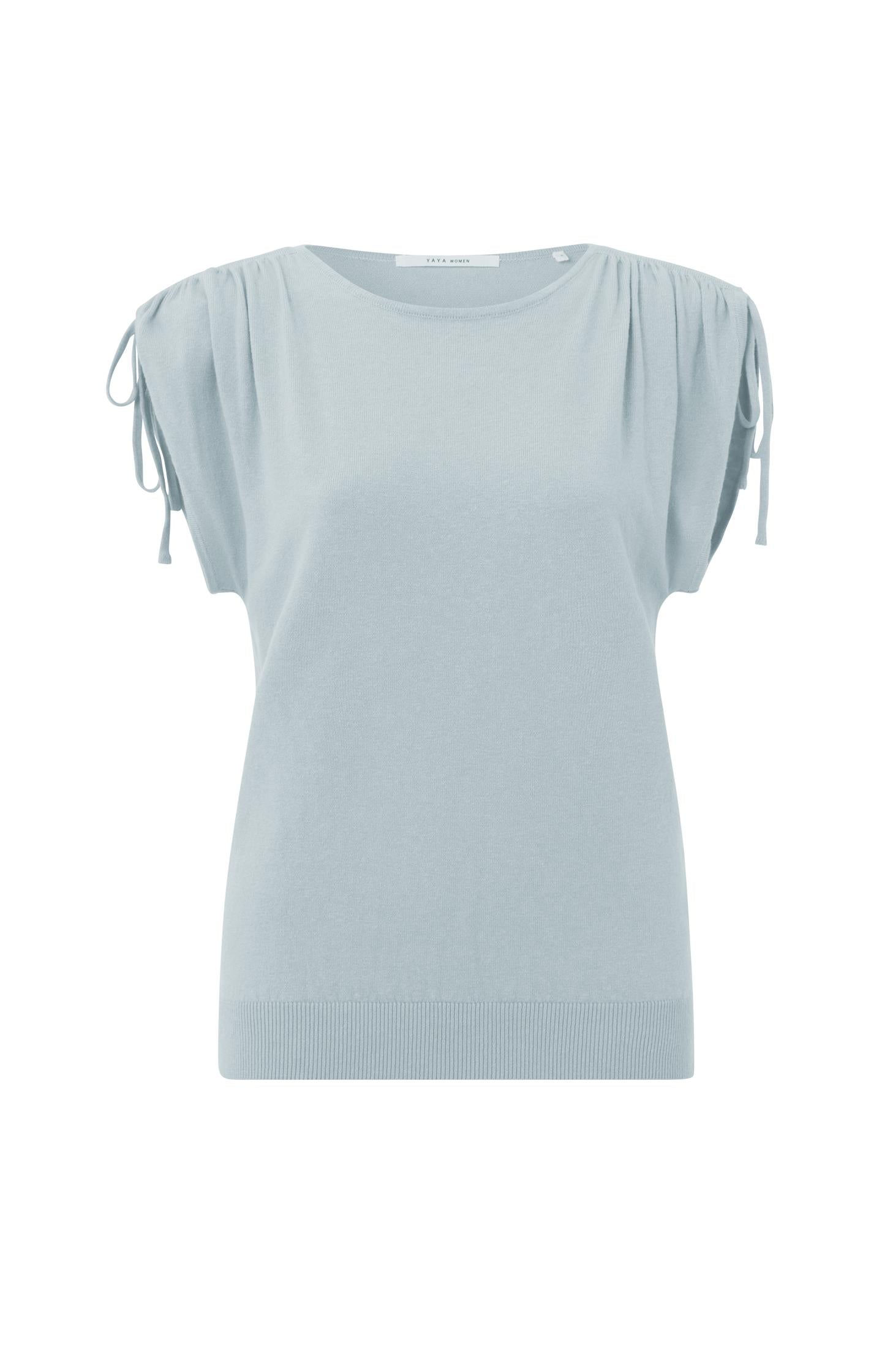Sweater with round neck, short sleeves and shoulder details - Type: product